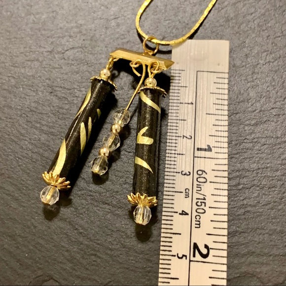 Vintage Gold Tone Box Chain Necklace Matching Black Cylinder Dangle Earrings - Picture 9 of 12